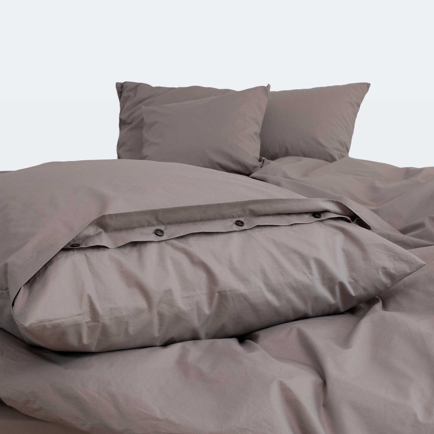 royalnyx-basic-deckenbezug-dark-taupe-knopfleiste