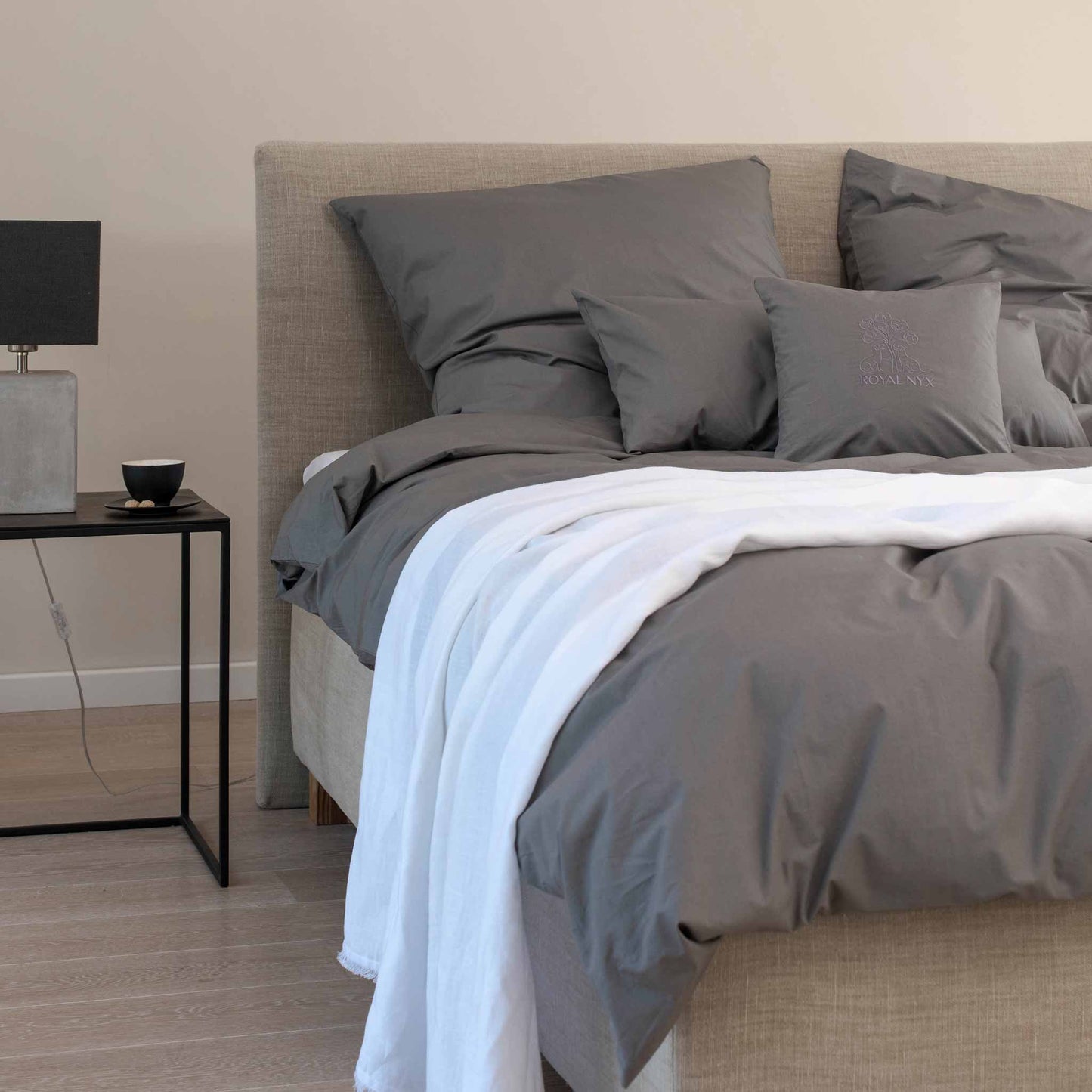 royalnyx-basic-bettwaesche-set-donkey-rey